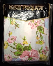 1970's Pequot No-Iron Percale Full/Double Fitted Sheet Pretty Floral NOS!