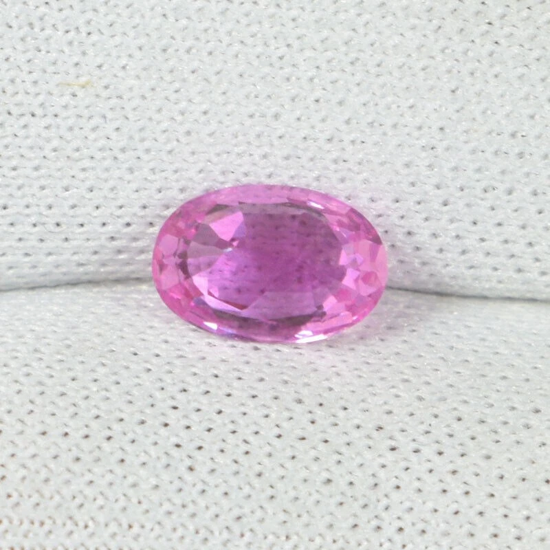 0.73 ct TOP LUSTROUS - NICE  PINK NATURAL PINK SAPPHIRE - Oval  See Vdo AC - Image 2 of 2