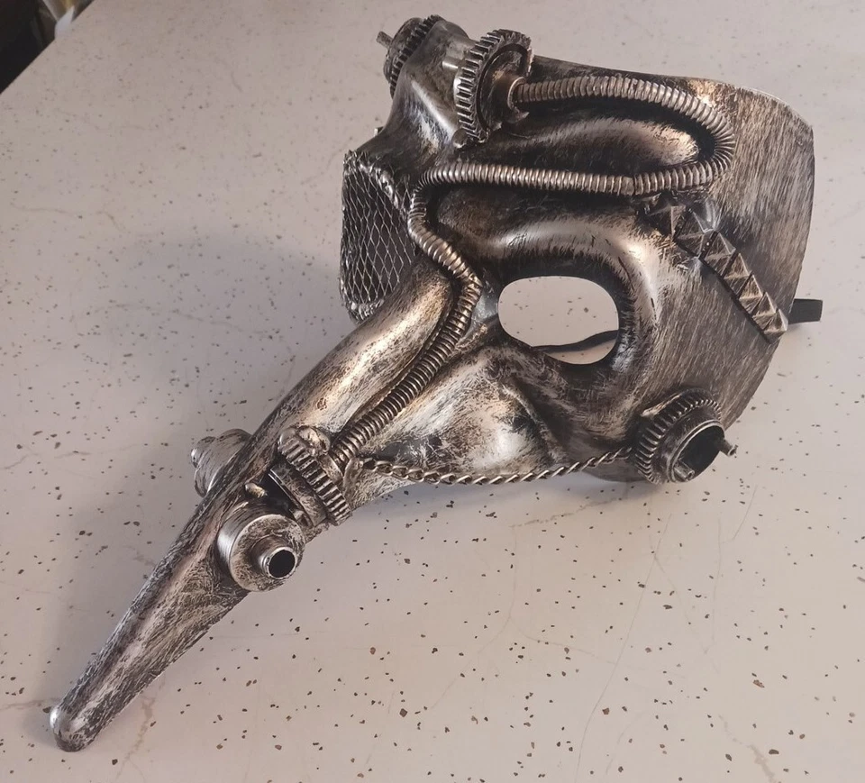 MASCARILLA PICO PÁJARO STEAMPUNK ASPECTO PLATEADO METÁLICO Foto 3 de 4