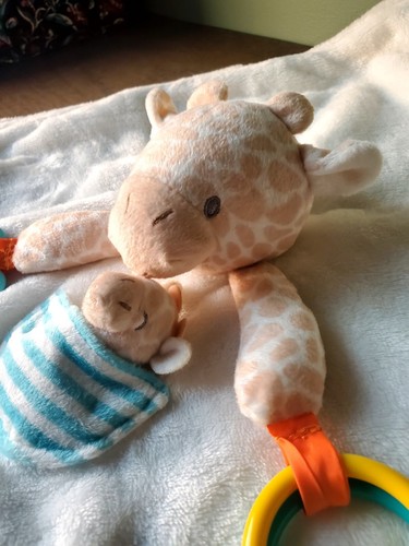Carters Giraffe Lovey Mother w/ Baby Security Blanket w/ Teether Rings White - Picture 3 of 7