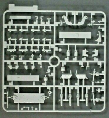 Dragon 1/35 Scale PzKpfw. III Ausf. N Kursk Parts Tree B from Kit No. 6559