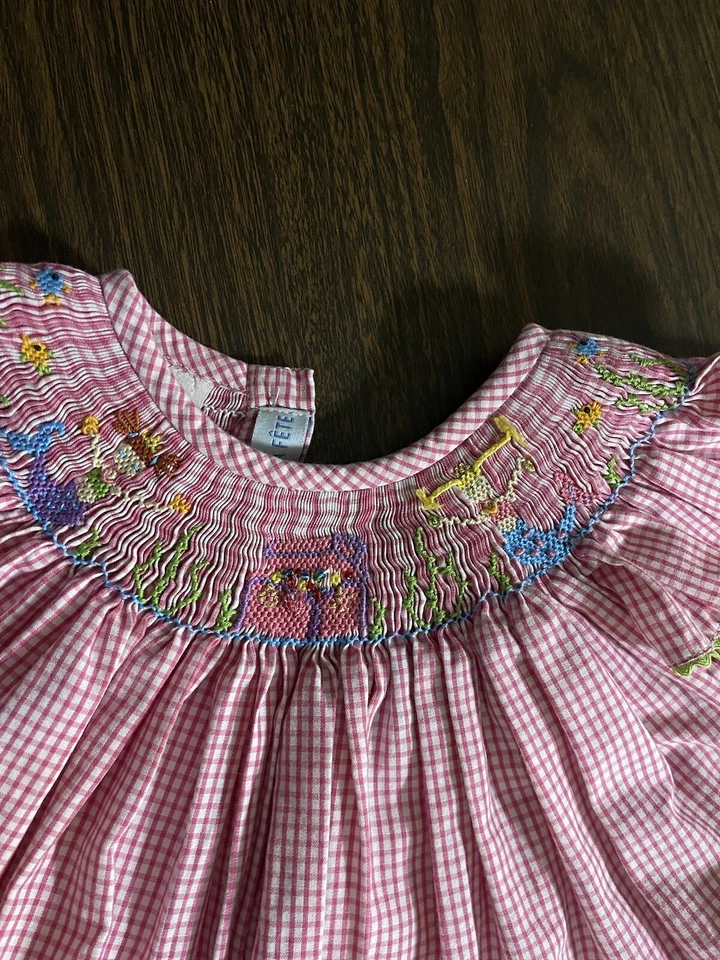 Vive La Fete Pink Gingham Smocked Mermaid Shift Dress Girls Size 6. Preowned - Image 4 of 4