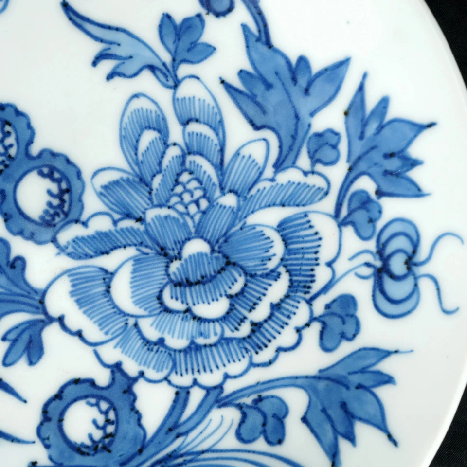 Cuenco poco profundo chino de fénix y peonía del siglo XIX Foto 3 de 4