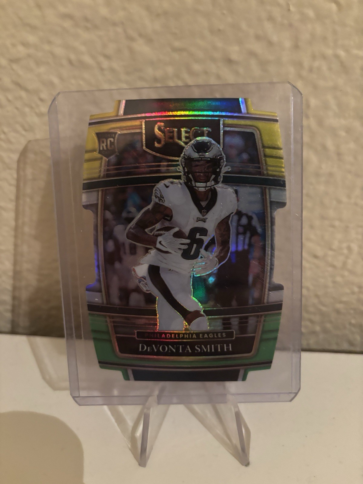 2021 Panini Select Concourse Devonta Smith #49 Green & Yellow Prizm Die-Cut (RC)