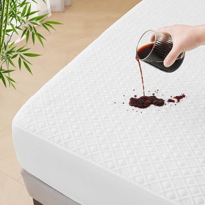 KUUP Waterproof Queen Mattress Protector- Hypoallergenic Odor-Free Rayon Deri...