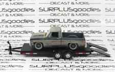 Auto World 1:64 LOOSE Barn Find: Rusty 1975 CHEVROLET SILVERADO w/Car Trailer