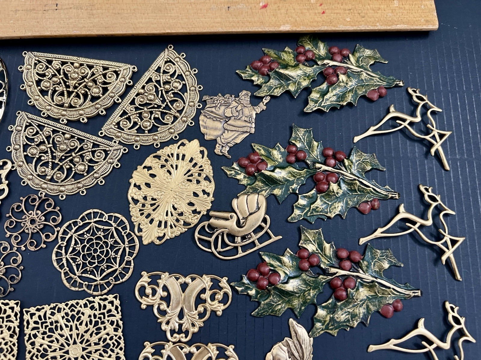 .75 Lbs + Vtg & New Metal Stampings Gold Brass Filigree Connectors Findings Lot