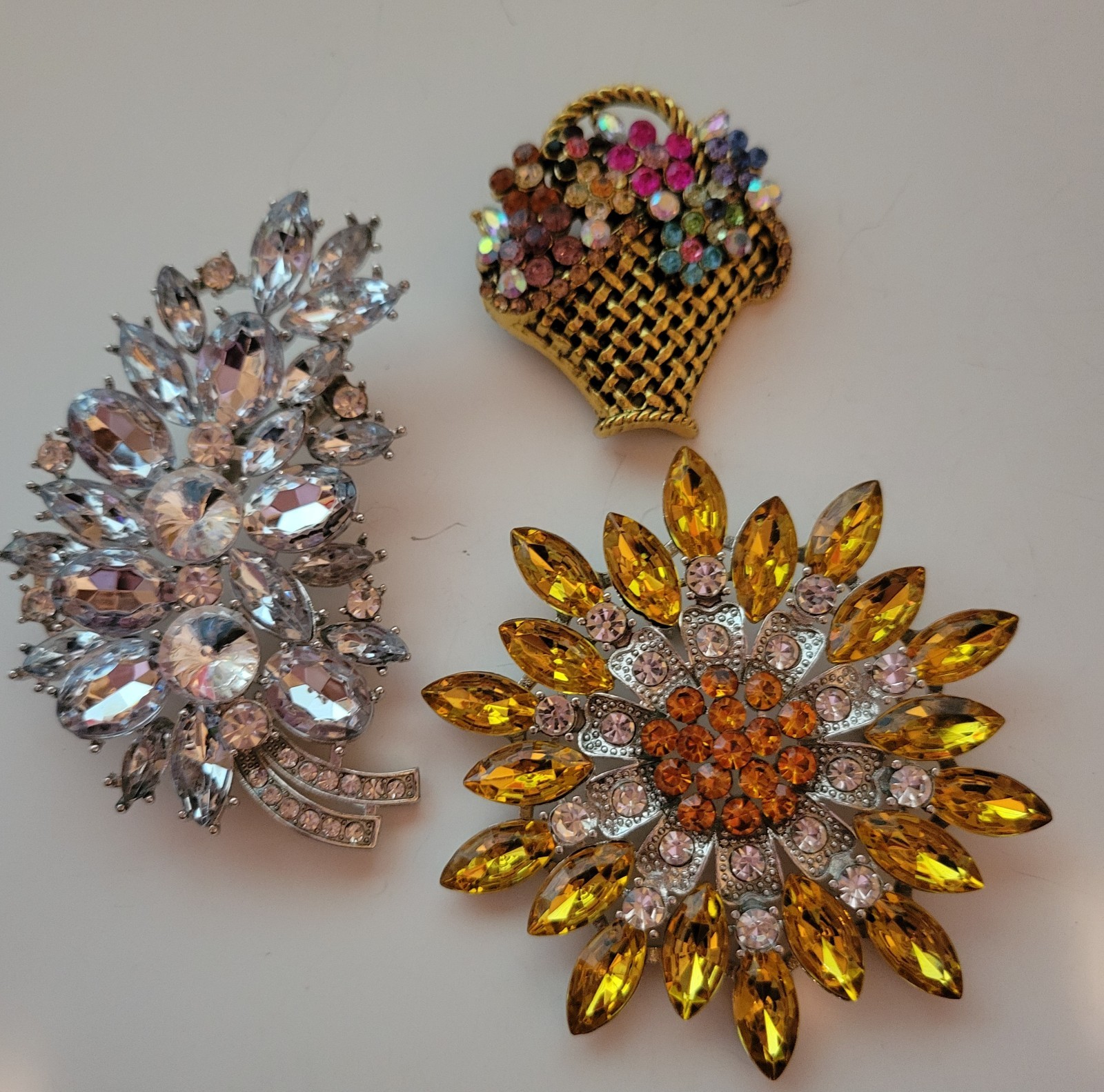 Beautiful Spring Rhinestone Yellow Multicolor Flo… - image 5