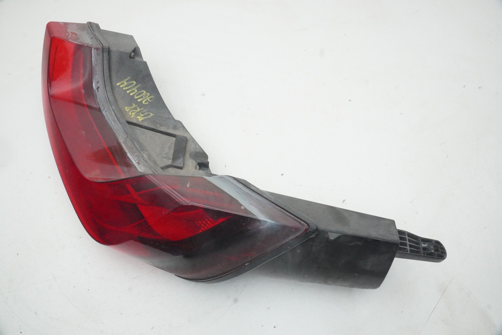 Rear Right LED Center Middle Tail Light Lamp Assembly 63217310782 OEM BMW i8