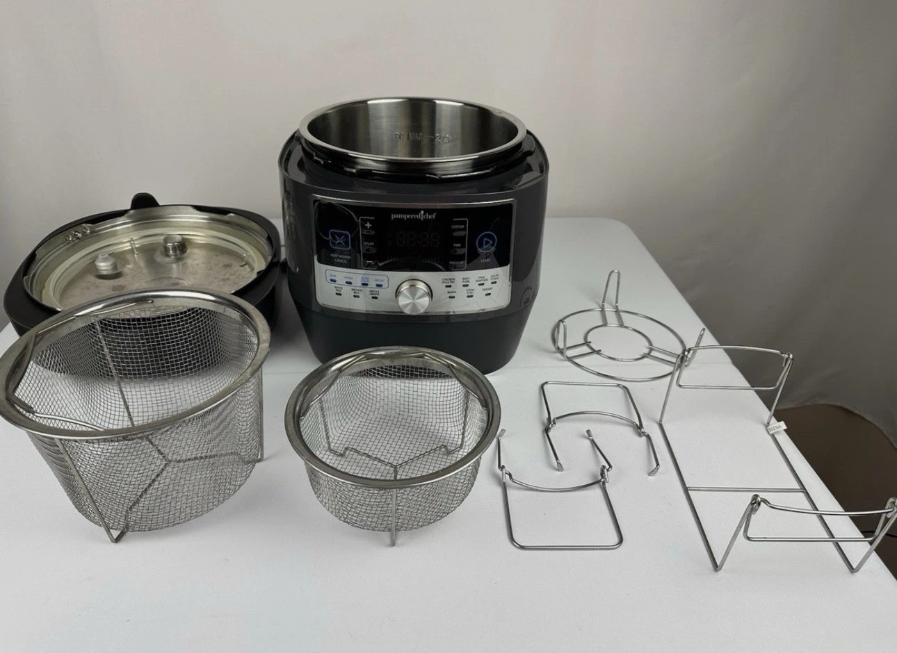 Pampered Chef 16-in-1 Electric Pressure Cooker #100011 w/ Accessories