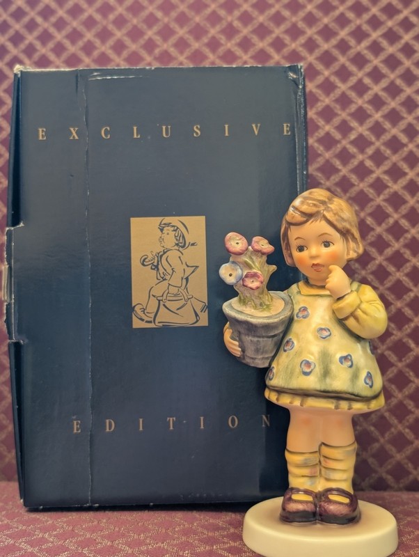 Vintage Goebel Hummel "My Wish Is Small" HUM 463/0 TMK-7 16th Edition w/ Box