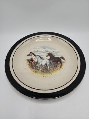 FolkCraft ''Running Horses'' 11 1/8 Inch Dinner Plate - Near Mint Condition 