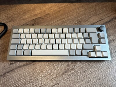 Keychron Q2 Custom Build. ISO-DE, 65%, Boba U4T 68G, XDA blank keycaps