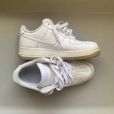 Size 7.5 - Nike Air Force 1 Low White Gum