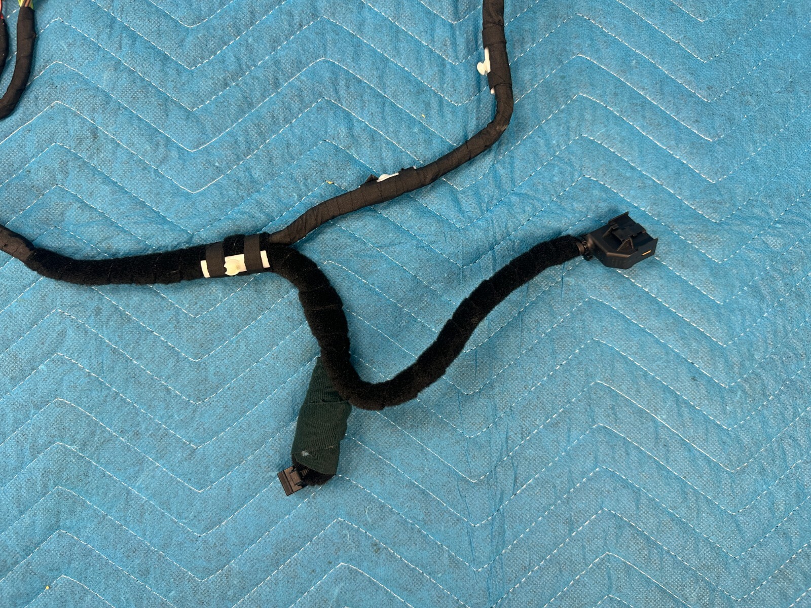 Bentley Continental Flying Spur Front Passenger's Seat Wiring Harness 2009 OEM