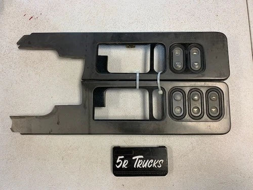 88-94 OBS Chevy/GMC Truck/SUV L/R Power Window Panel/ Lock Switches
