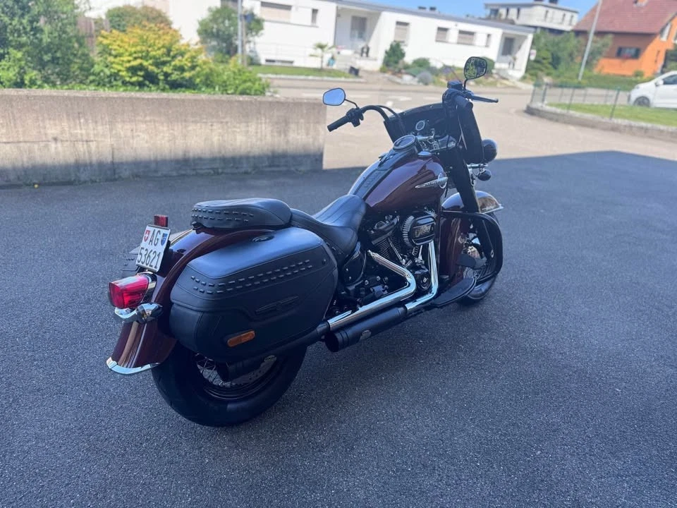 Harley Davidson Heritage Softail Classic 114 FLHCS - TOP ZUSTAND - Bild 4 von 4