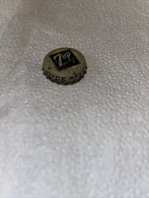 Antique 7up cork lined Bottle Cap