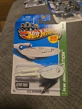 Hot Wheels  2013 HW Imagination Star Trek U.S.S. Enterprise NCC-1701 60/250