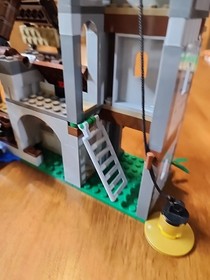 LEGO Pirates of the Caribbean: The Mill (4183) Not Complete
