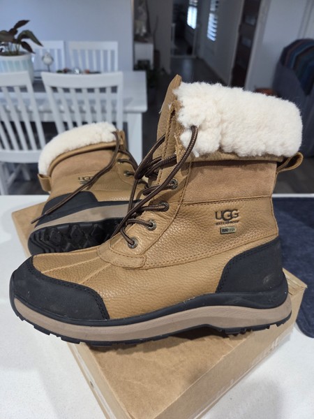 UGG Adirondack III Brown Chestnut Waterproof Leather Snow Boots Size 9 AU Women