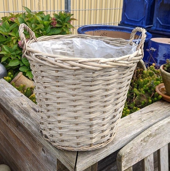 Neu ! Leichter Pflanzkorb ø 20 Cm Rund Aus GrauweißEr Weide Garten Blumentopf-image
