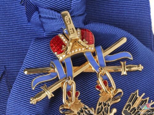 Order of the White Eagle with swords gold plated Badge on sash Russia WWI replic - Picture 4 of 12