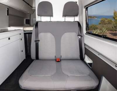 Second Skin Schonbezug 2er-Sitzbank mit Sicherheitsgurt VW Grand California 6...