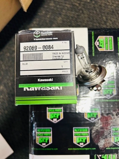 OEM Kawasaki Z125  Bulb  92069-0084