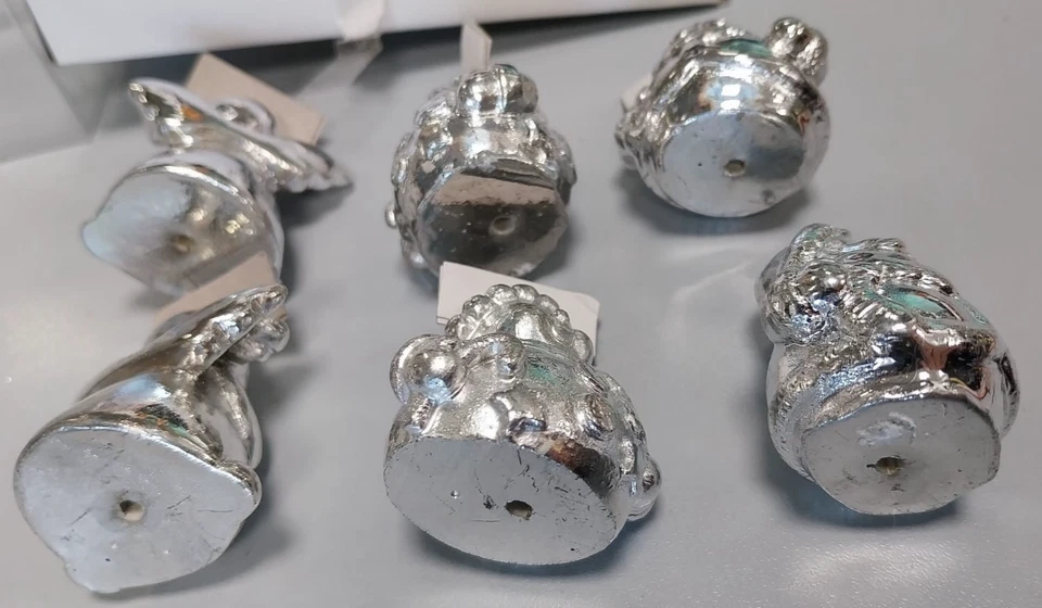 Segnaposto set 6 pezzi LF codice CH1361 soggetti assort. con pinza color argento - Immagine 2 di 4