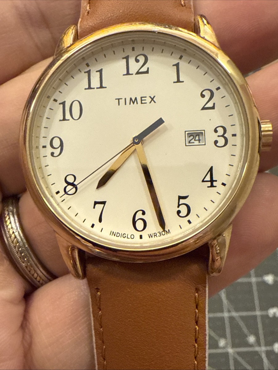 Timex TR2W62700 Unisex Gold Tone Brown Leather Band Easy Reader