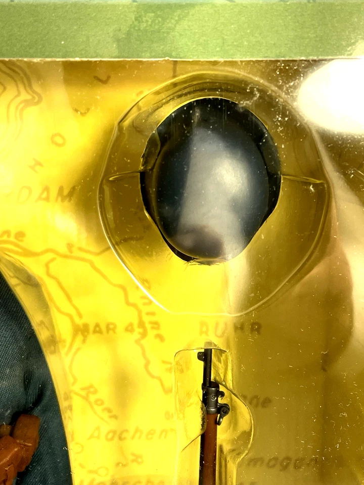 Hogan's Heroes Sgt. Hans Schultz 12" Muñeca Sideshow Juguete 2002 Caja Sellada NRFB Foto 4 de 4