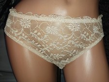 VTG WACOAL SHEER EMBRD LACE OPAQUE BIKINI PANTIES NYLON M VICTORIAN COUETTE