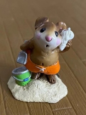 RARE COLOR Wee Forest Folk SEA SOUNDS Mouse In ORANGE Swim Trunks M-179 Retired