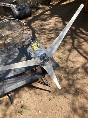 wind turbine generator 12v rated, basic testing w voltmeter shows functional