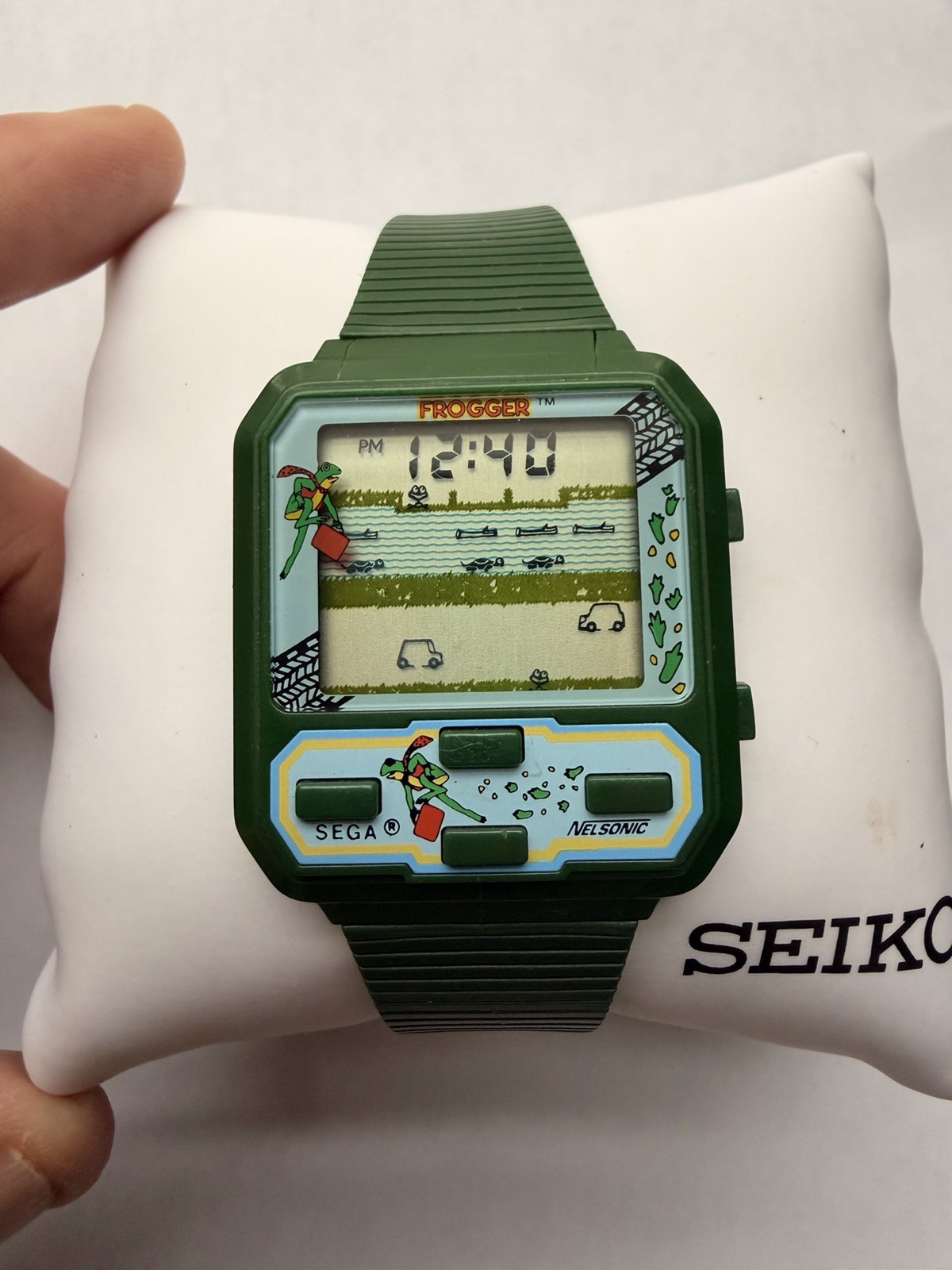 Ultra Rare Green Vintage Nelsonic SEGA Electronic Game Watch FROGGER 1983 Nice