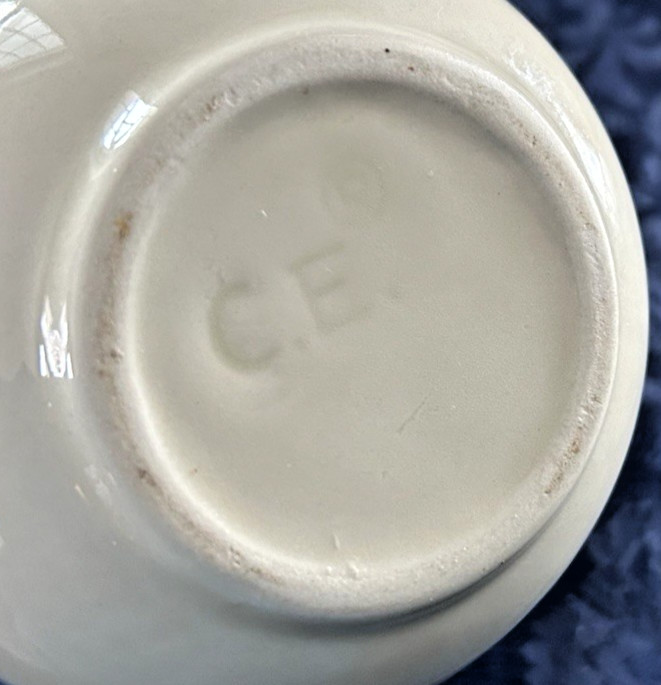 Vintage Italian Glazed Pottery Curved Vase Off-White Marked "C.E." 6" thumbnail 5