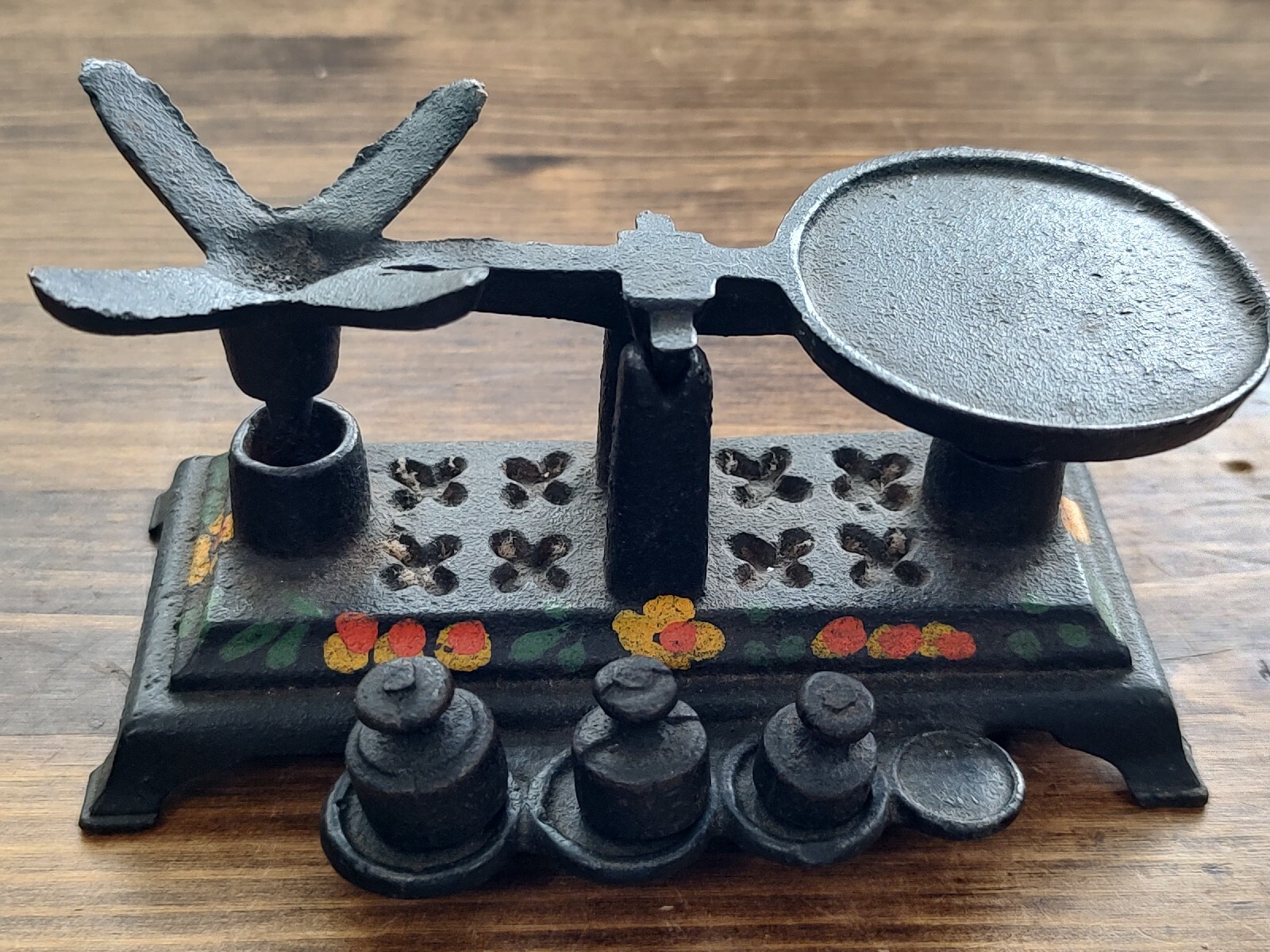Vintage Miniature Cast Iron Balance Scale With Weights eBay