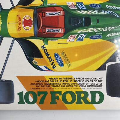 Tamiya 1/20 Lotus 107 Ford 1992 F1 GP Plastic Model Kit