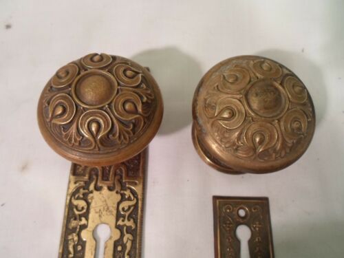 Antiguo juego de perillas de puerta de latón R&E cerradura de mortaja con llave #822 - Imagen 2 de 3