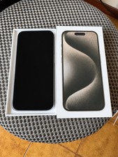 Apple iPhone Grigio con Tripla Fotocamera Posteriore, in Scatola