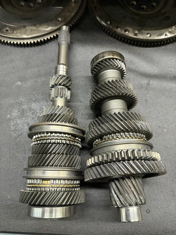 Conjunto de engranajes de transmisión manual Honda Civic Si 2006-2010 K20Z3 K20 OEM Foto 2 de 4