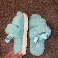 UGG OH FLUFFITA TIDE POOL SHEARLING PLATFORM SANDAL Size 9 Lamb Fur Aqua green