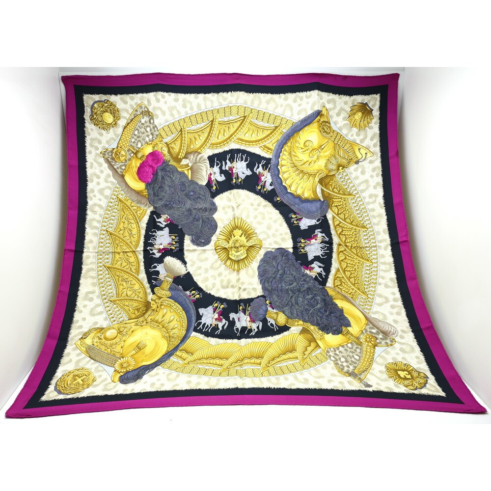 Kusumoto Pawn Shop Motosumiyoshi Hermes 90 Casques Et Plumets Silk Scarf Heel W