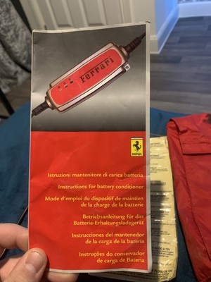 Ferrari Batterieaufbereiter Ladegerät 220-240V CTEK ungeprüft 