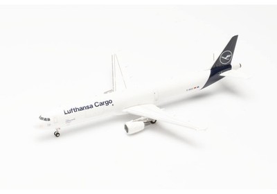 HERPA - AIRBUS A321P2F Lufthansa Cargo Hello Europe. - 1/200 - HER572439
