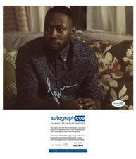 Lamorne Morris "Game Night" AUTOGRAPH Signed Autographed 'Kevin' 8x10 Photo ACOA