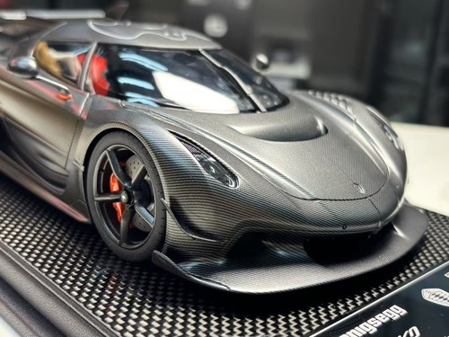 FrontiArt FA 1/18 Koenigsegg Jesko Full Carbon - Picture 10 of 11
