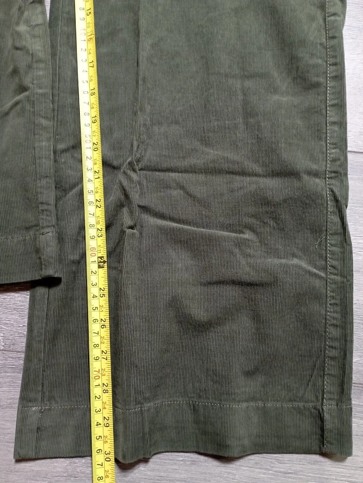 Weatherproof Vintage Pants Adult Womens Size 10 Olive Green Corduroy Wide-Leg - Image 4 of 4