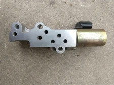 Variable Timing Solenoid Left 917-012 VVS101 2VTS0071 590-1002 083 38006 001